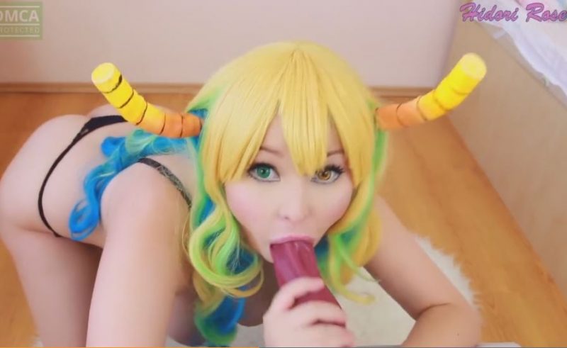 Pequeña cosplay gordita y tetona quiere follar contigo